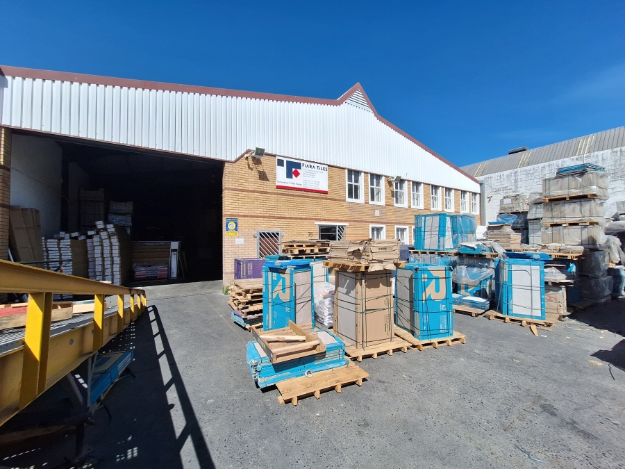 To Let commercial Property for Rent in Killarney Gardens Western Cape